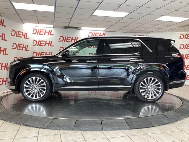 Used 2024 Black Hyundai Calligraphy image 4