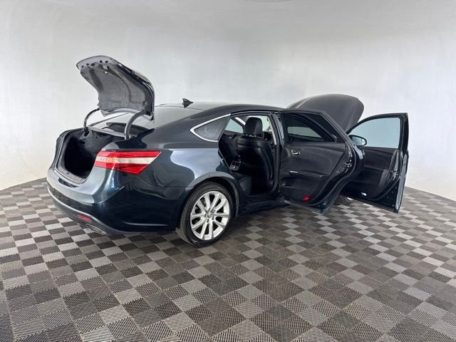 Used 2015 Gray Toyota Limited image 14