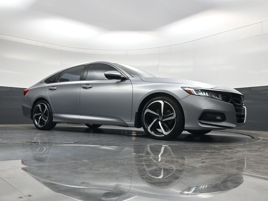 Used 2020  Honda Sport image 30