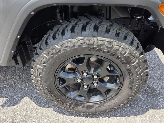 Used 2022 Black Jeep Unlimited Willys image 11