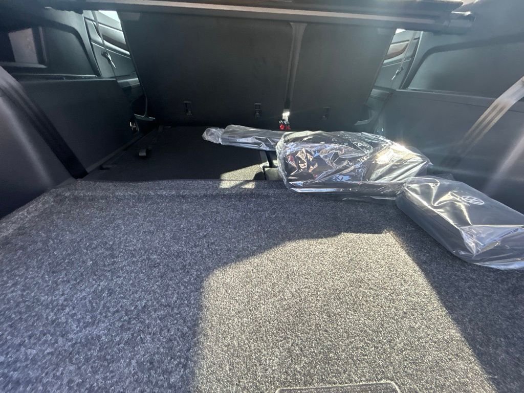 New 2026 Black Volkswagen SE w/Technology image 40