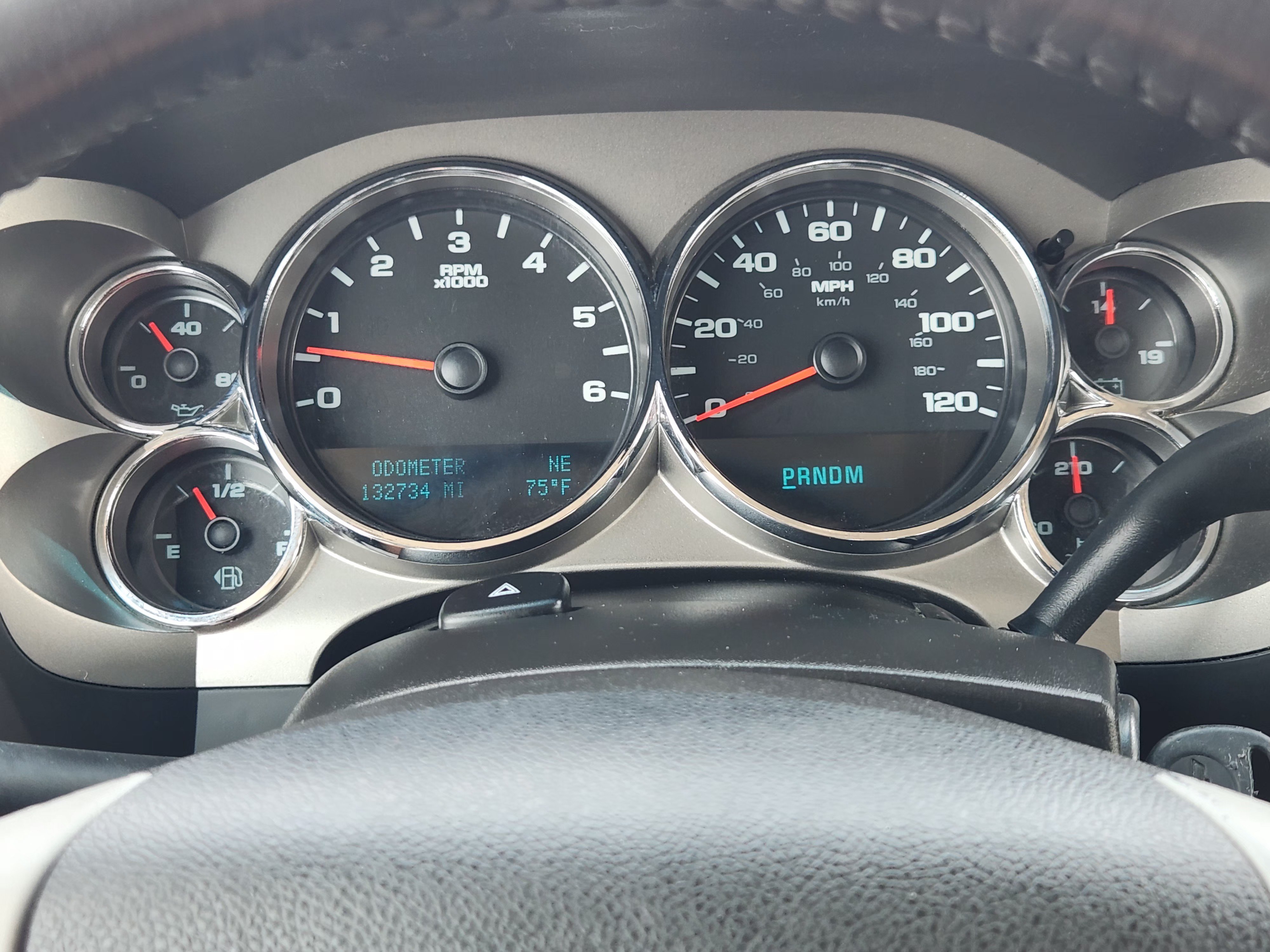 Used 2009 SUMMIT WHITE Chevrolet LT image 16