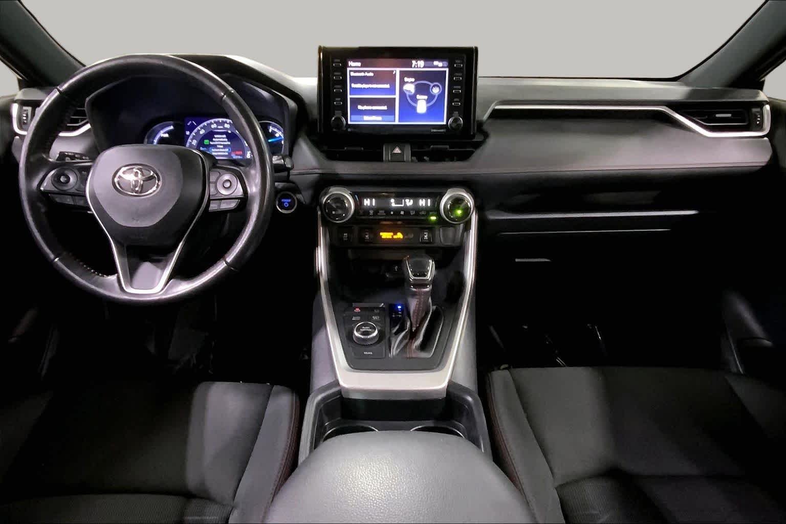 Used 2021 Midnight Black Metallic Toyota SE image 16