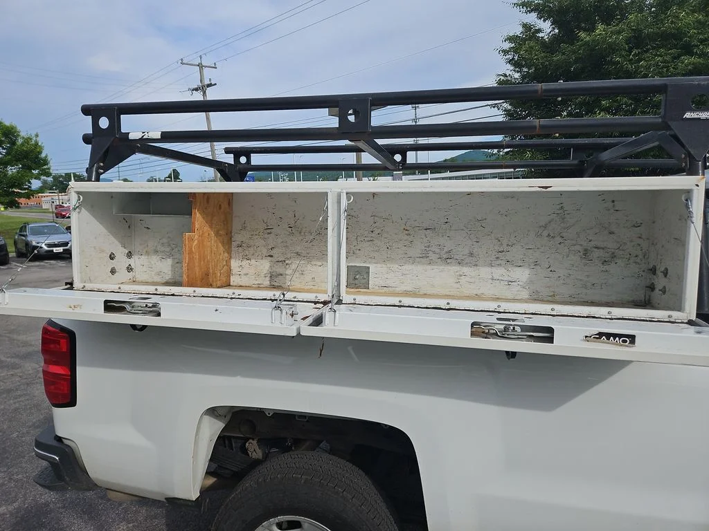 Used 2016 White Chevrolet Work Truck image 9
