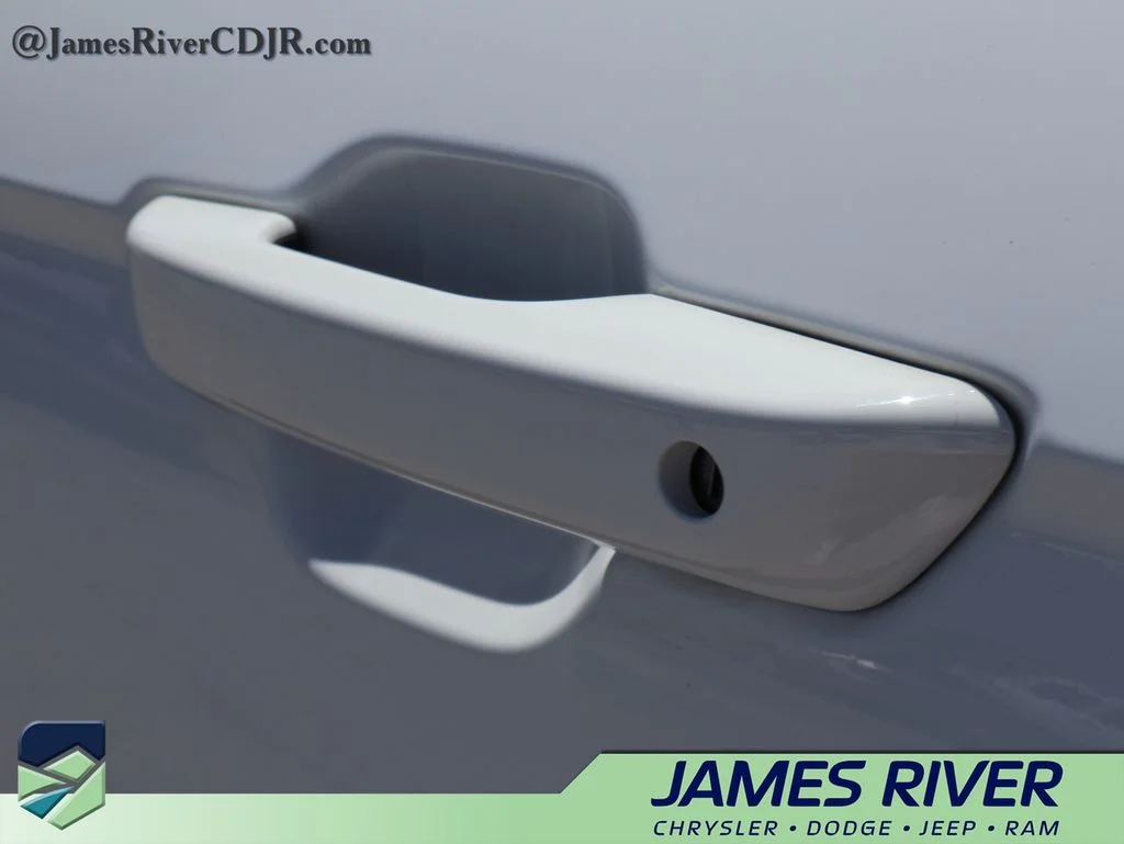 Used 2022 White Jeep 4xe image 20