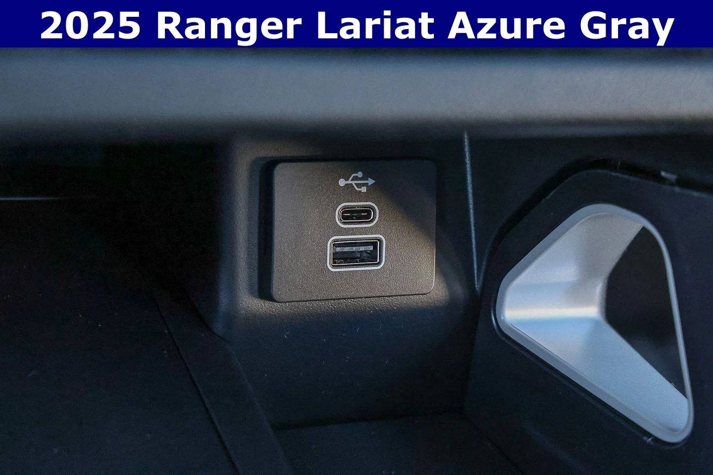 New 2025 Azure Gray Metallic Tri-coat Ford LARIAT® image 23