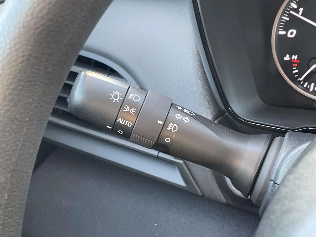 Used 2025 Ice Silver Metallic Subaru Base image 11