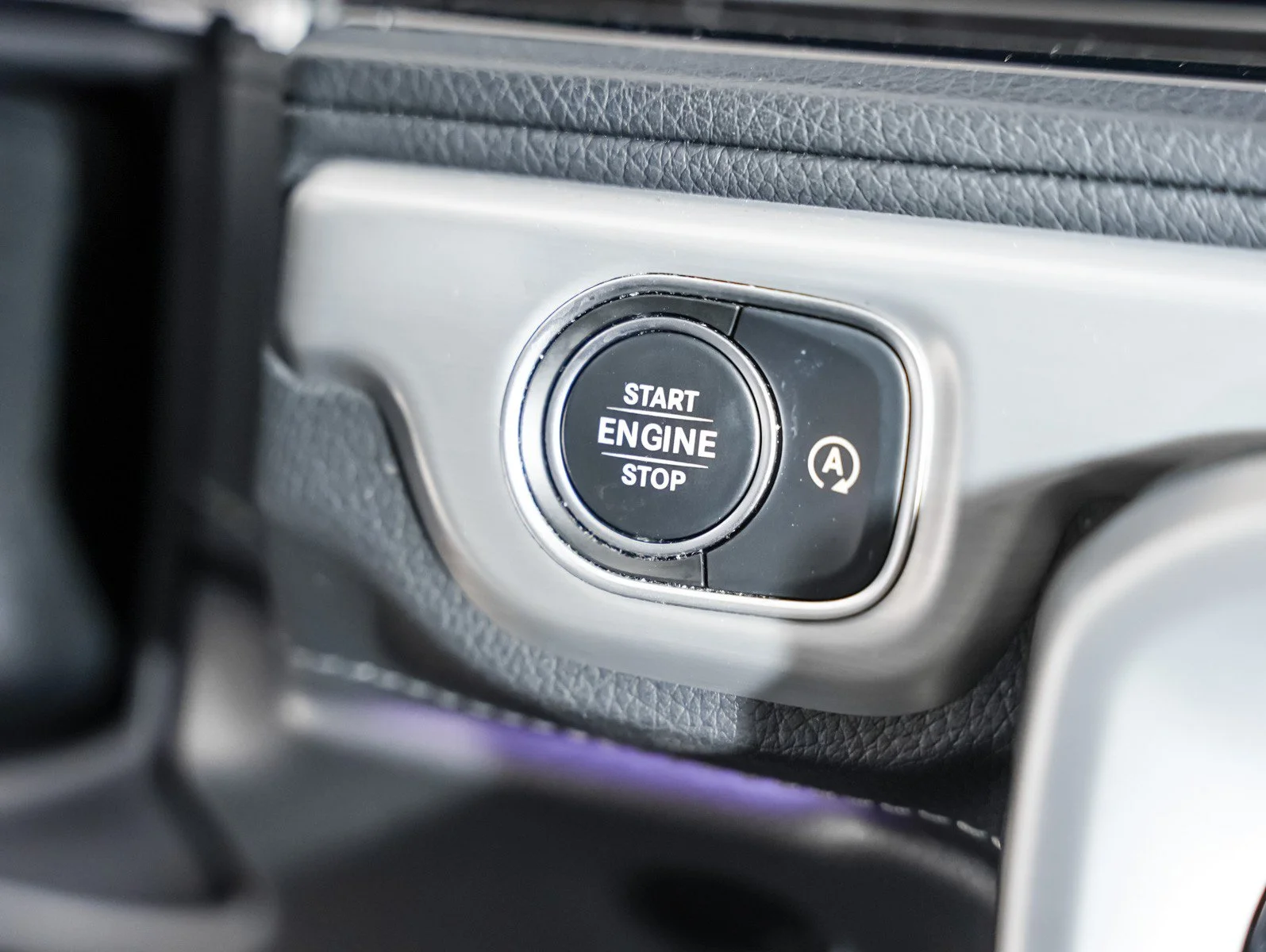 Certified Used 2020 Polar White Mercedes-Benz G 550 4MATIC® image 21