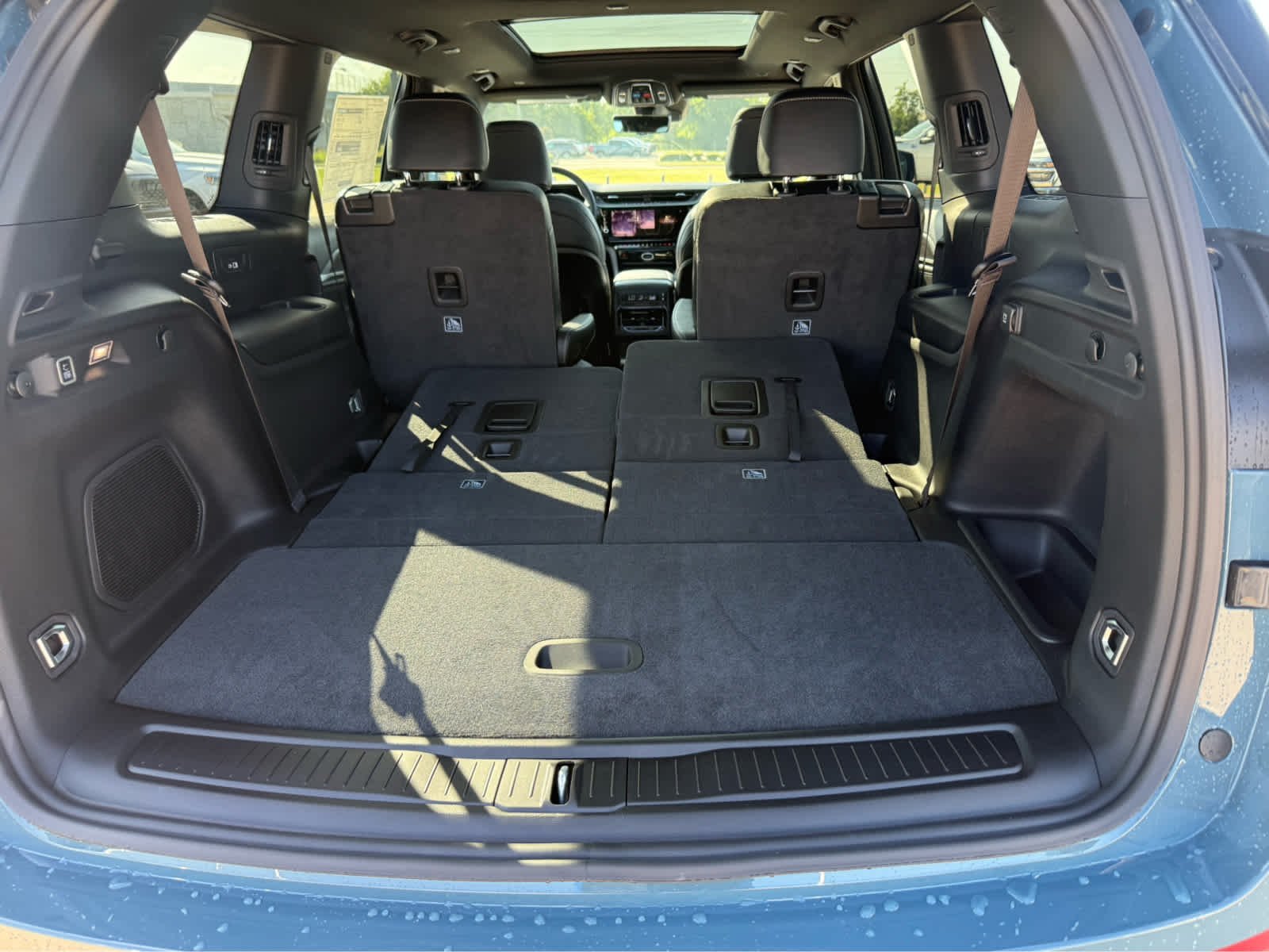 New 2026 Steel Blue Exterior Paint Jeep Limited Reserve image 14