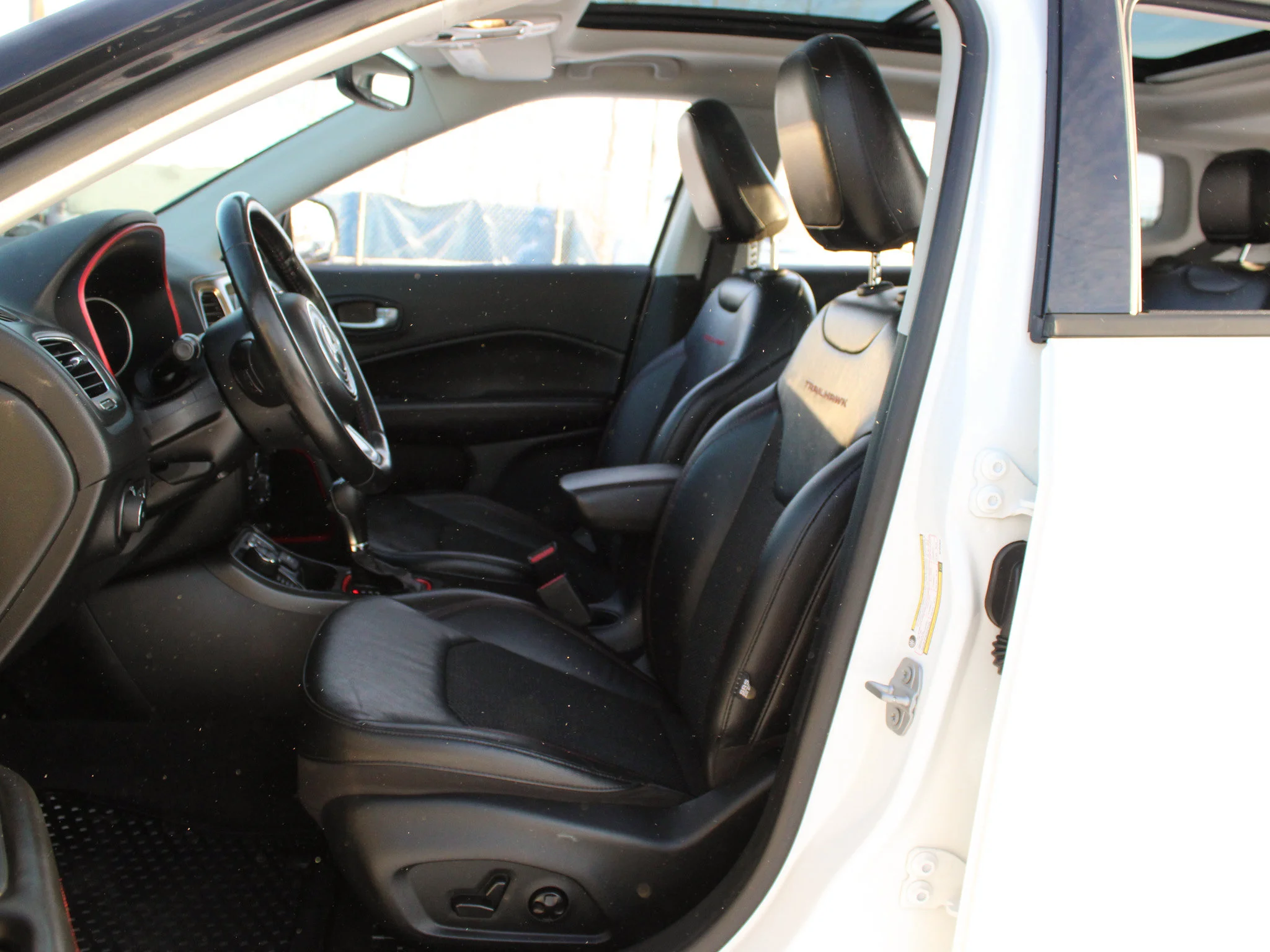 Certified Used 2021 White Jeep Trailhawk * Alpine | Panoramic Roof | Heated Seats | Off-Road Skid Plates | Apple CarPlay image 3