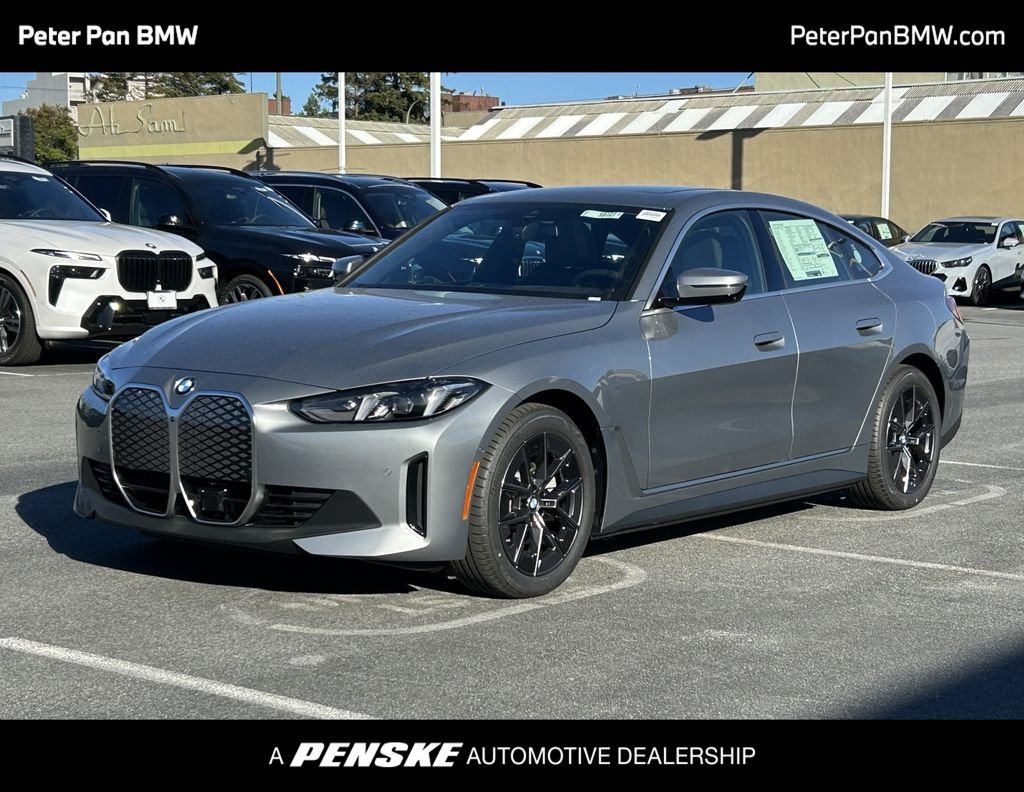 New 2026 Skyscraper Grey Metallic BMW eDrive40 image 1