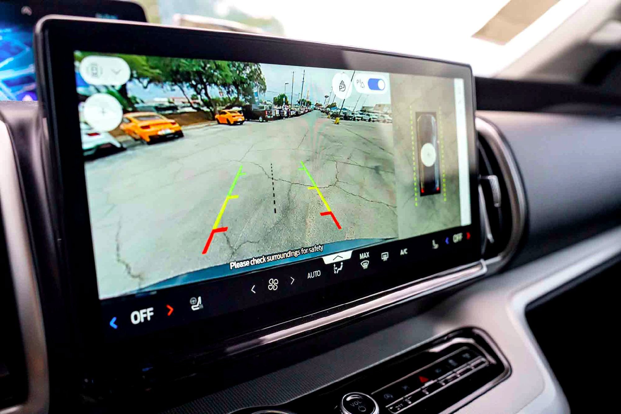 2025 Ford Expedition Active - Photo 15