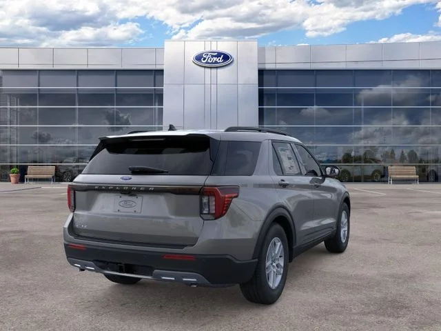 New 2026 Carbonized Gray Metallic Ford Active image 8