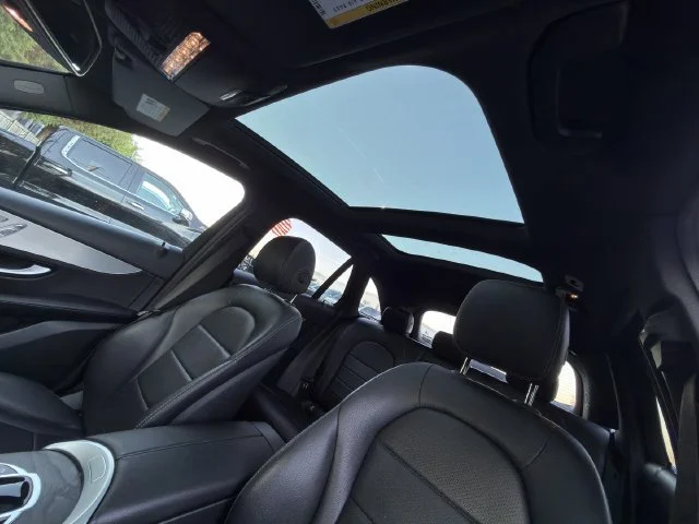 2019 Mercedes-Benz GLC GLC300 - Photo 27