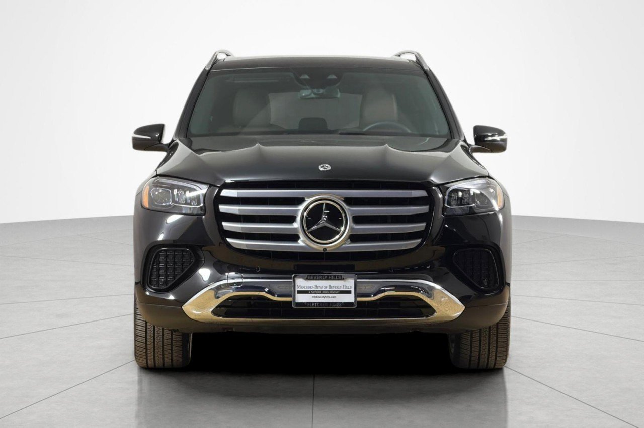 Used 2026 OBSIDIAN BLACK METAL Mercedes-Benz GLS 450 image 8