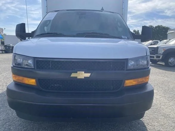 Used 2024 White Chevrolet Work Van image 34