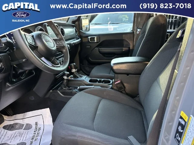 Used 2023 Gray Jeep Sport image 19