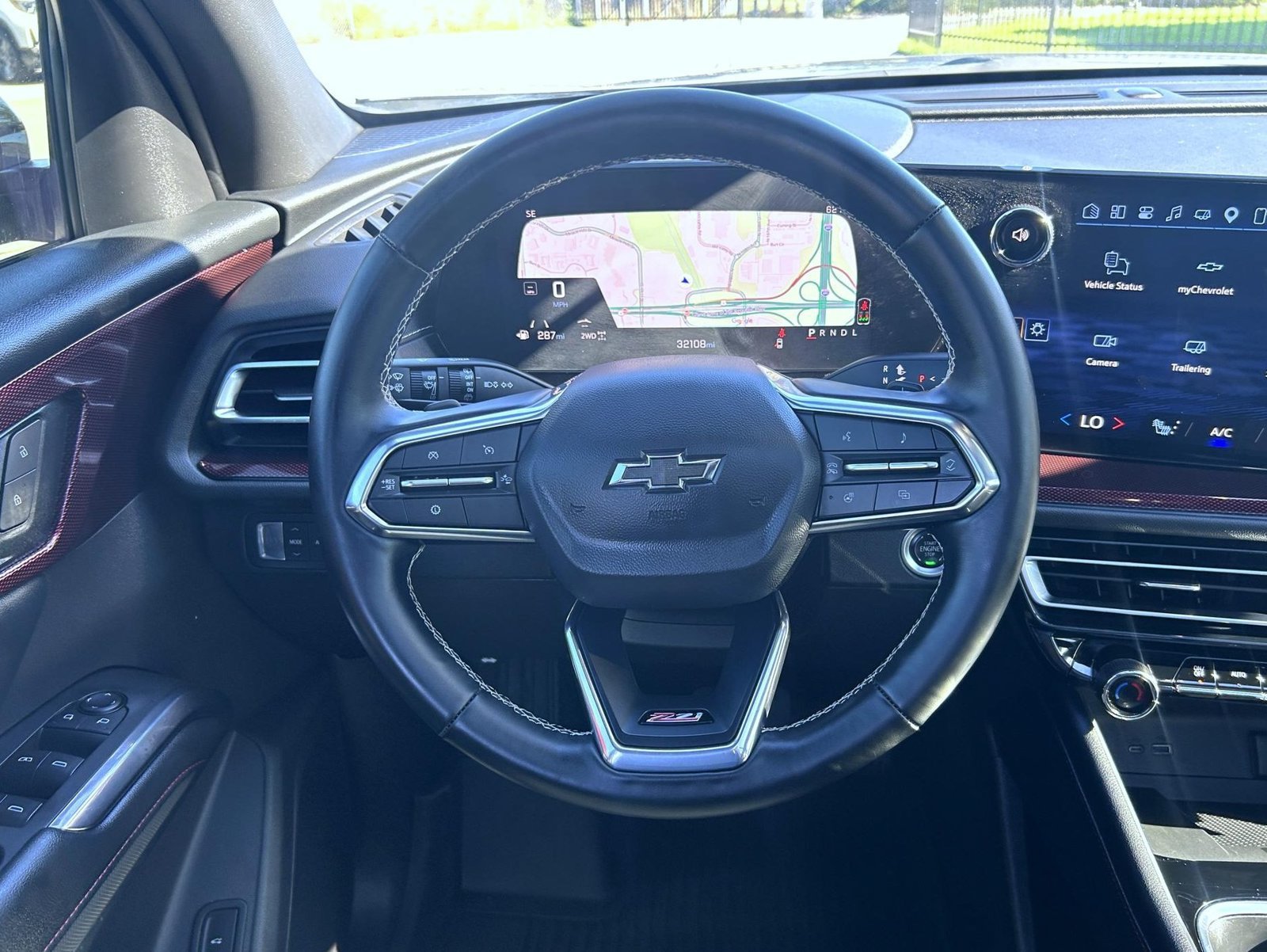 2025 Chevrolet Traverse Z71 - Photo 12
