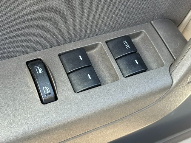 Used 2011 White Ford SE image 17