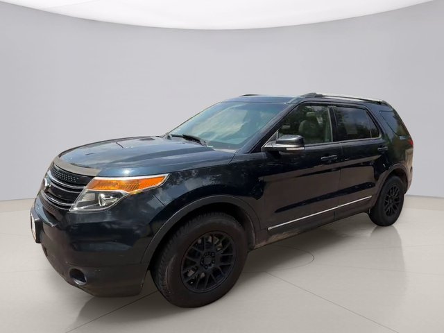 2014 Ford Explorer XLT 4WD in Maplewood