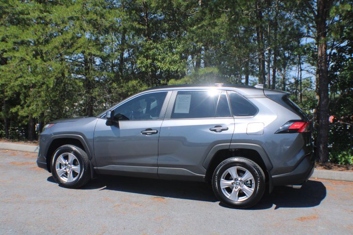 Used 2025 Magnetic Gray Metallic Toyota XLE image 3