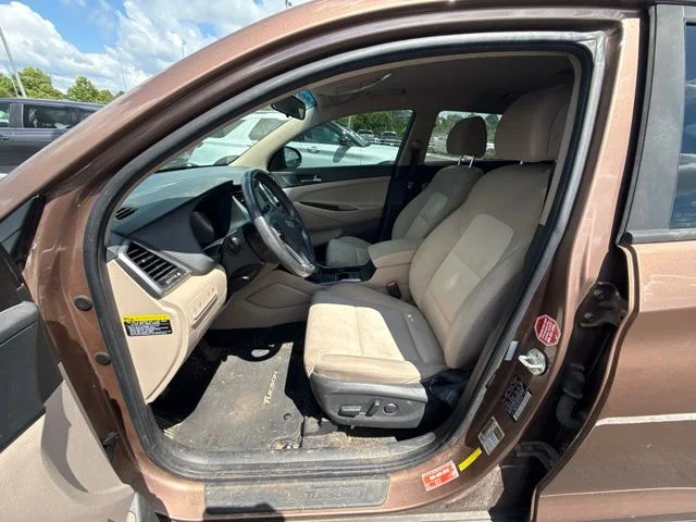 Used 2017 Mojave Sand Hyundai Sport image 4