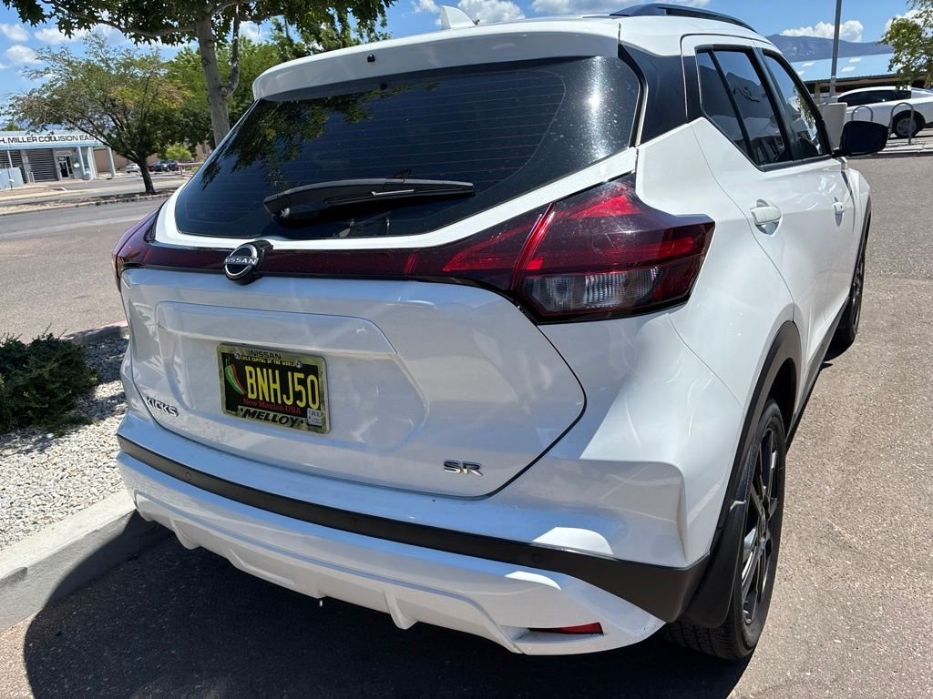 Used 2023 White Nissan SR image 15