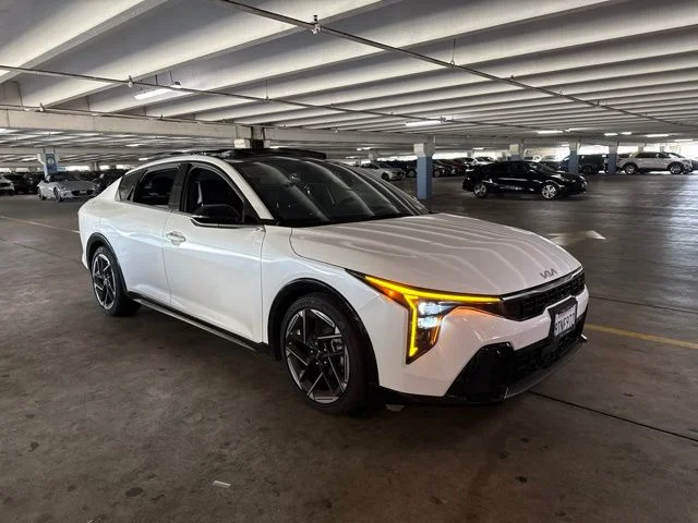 Certified Used 2025 White Kia GT-Line image 3