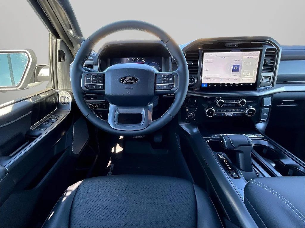 New 2026 Avalanche Ford Lariat® image 18