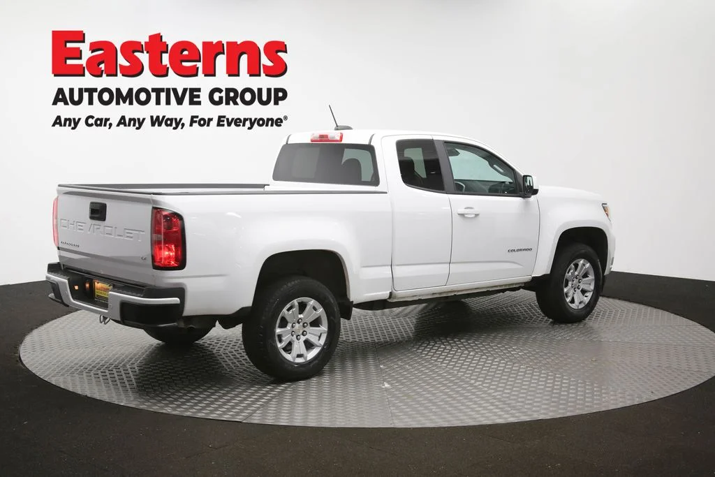 Used 2022 White Chevrolet LT image 40