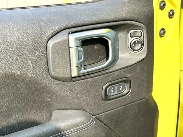 New 2023 High Velocity Clear-Coat Exterior Paint Jeep Rubicon 4xe image 13