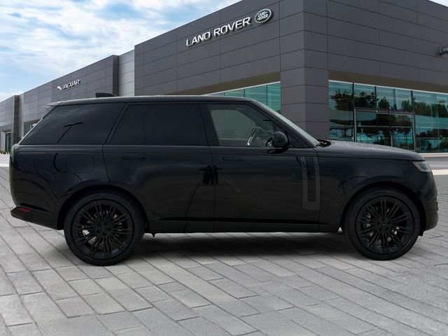 New 2026 Santorini Black Land Rover SE image 6
