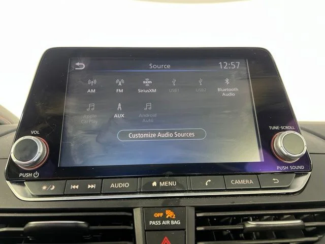 Used 2025 Black Nissan 2.5 SR image 19