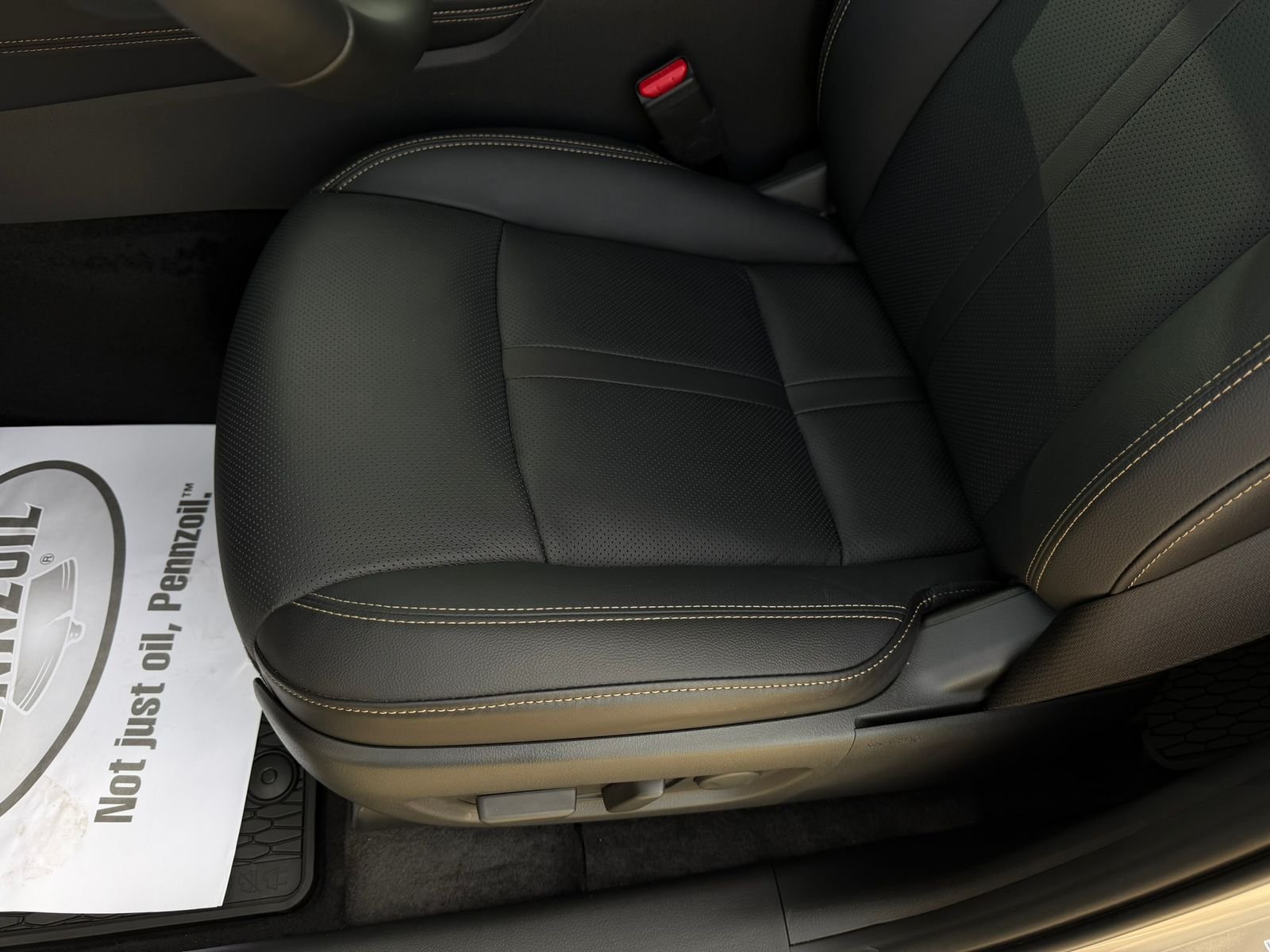Used 2026 Platinum Quartz Mazda Premium image 11