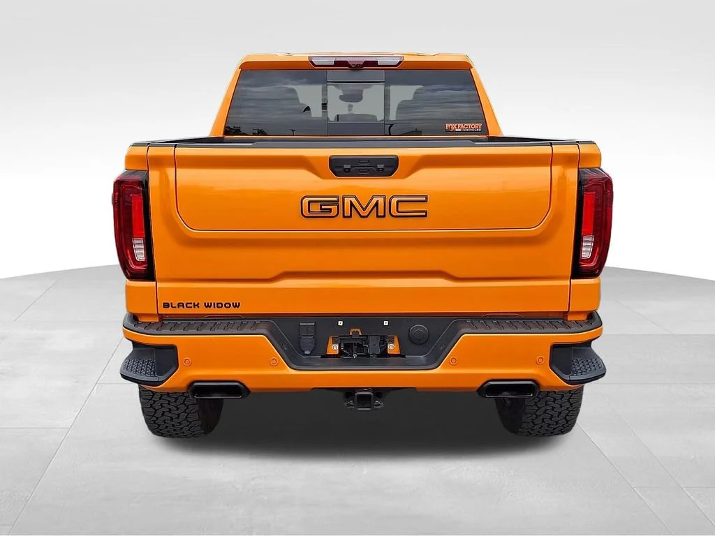 Used 2025 Onyx Black GMC AT4 image 5
