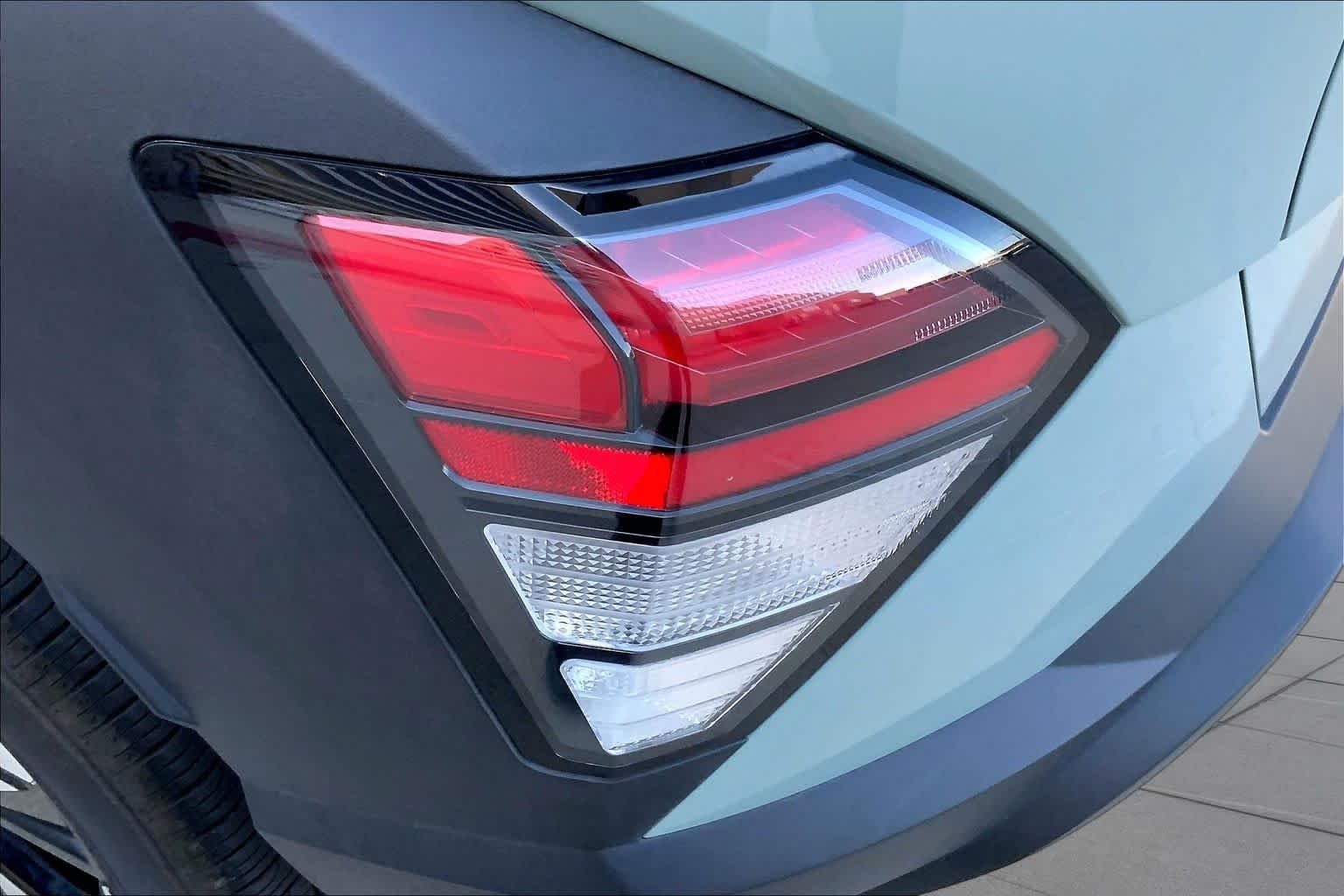 2024 Hyundai Kona SEL - Photo 28