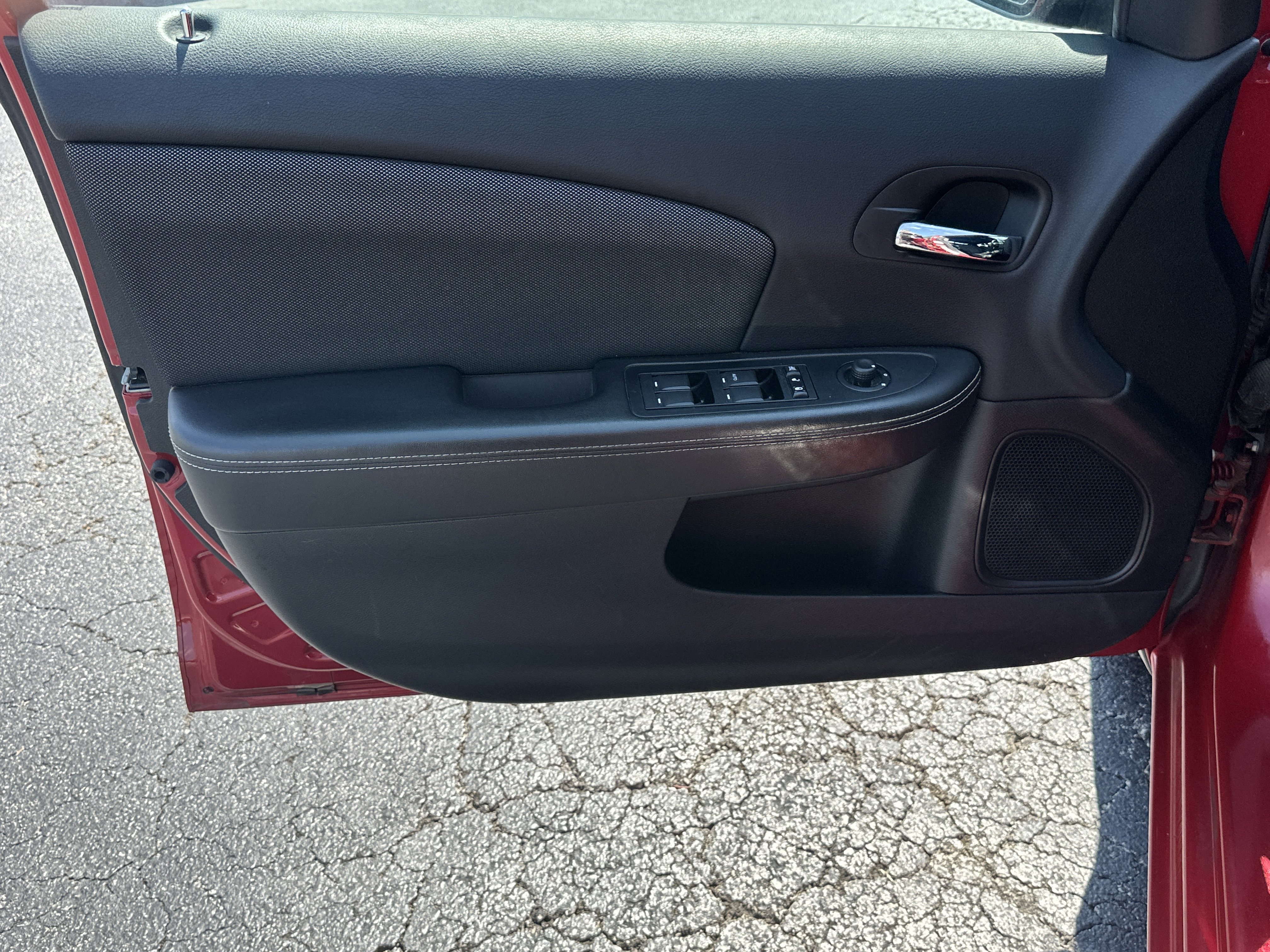 Used 2013 Redline 2-Coat Pearl Dodge SXT image 11