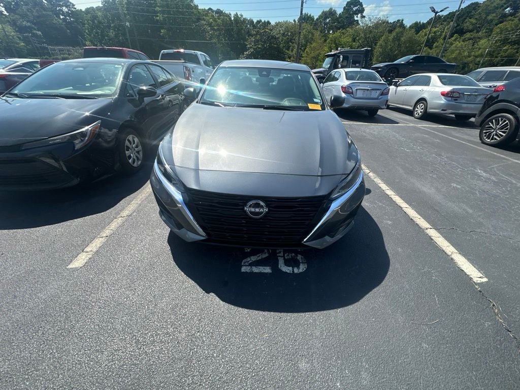 Used 2025 Gray Nissan 2.5 SV image 2