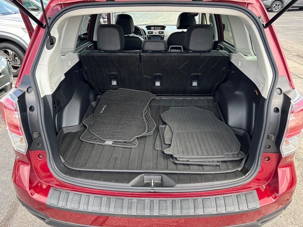 Used 2018 Red Subaru 2.5i Touring image 18