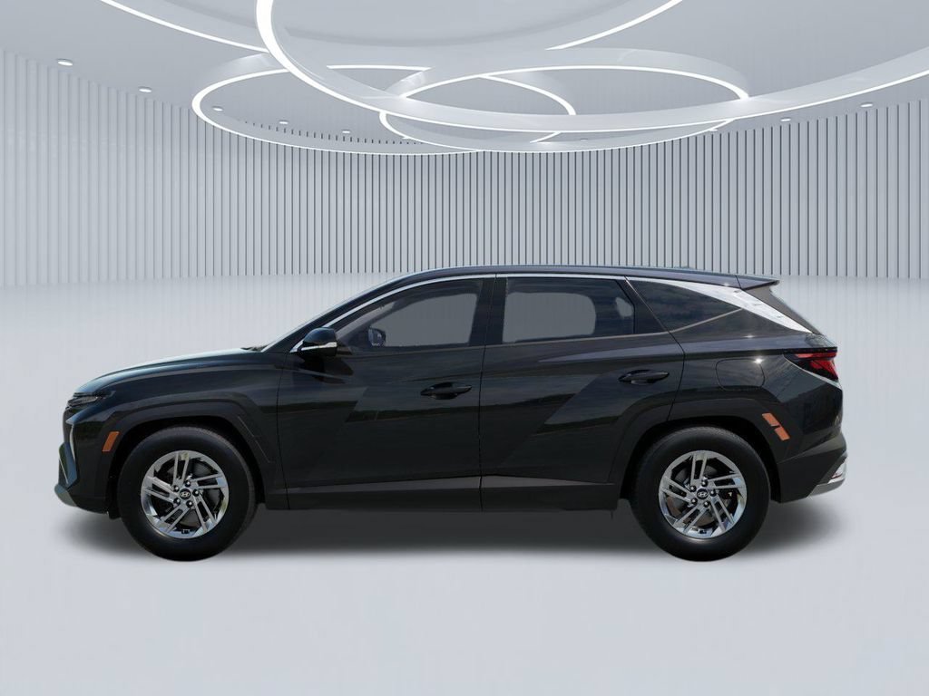 New 2026 Phantom Black Hyundai SE image 3