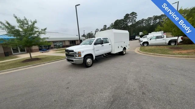 2023 Chevrolet Silverado 5500HD Work Truck