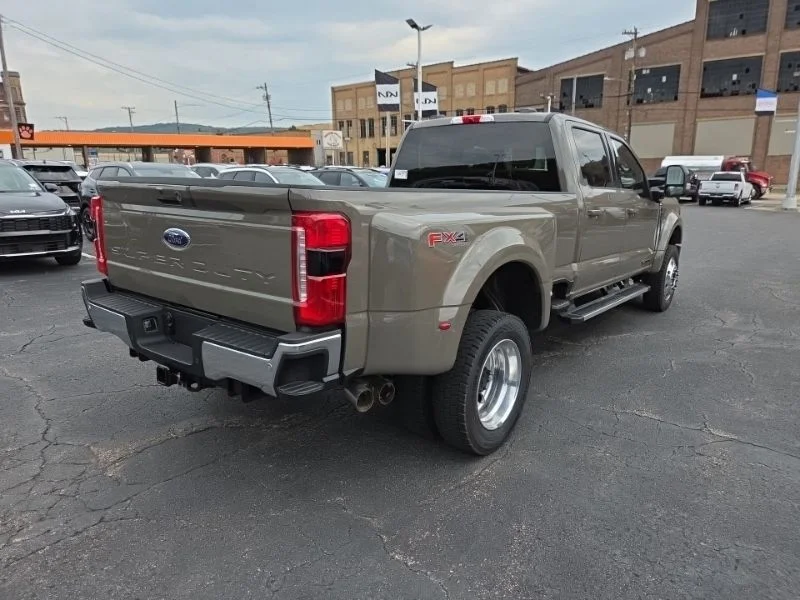 New 2026 Gray Ford Lariat image 7