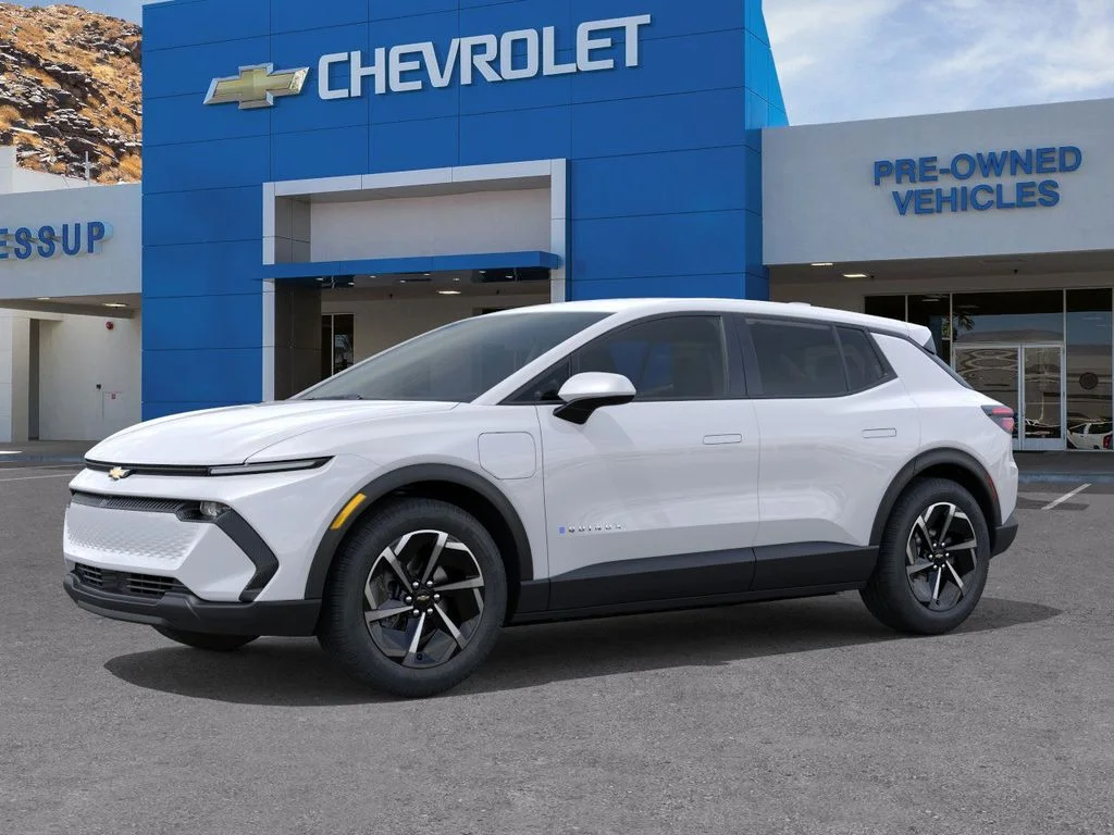 New 2026 Summit White Chevrolet LT1 w/PCY image 2