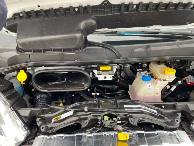 Used 2025 White Ram Base image 20