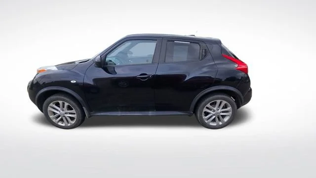 Used 2012 Nissan JUKE SL with VIN JN8AF5MV1CT119690 for sale in Fredericktown, OH