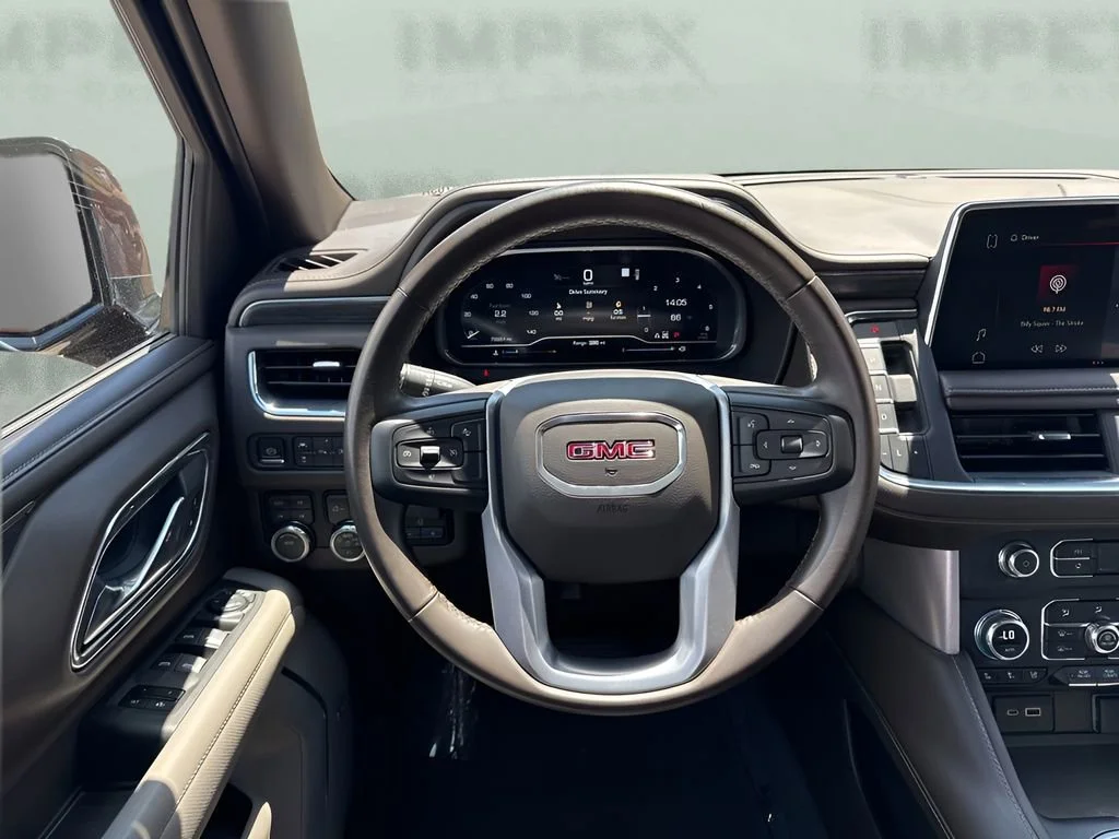Used 2023 Redwood Metallic GMC SLT image 16