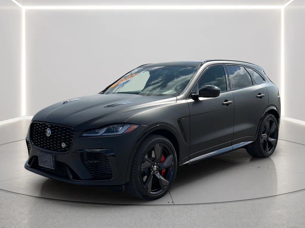 New 2026 Chalk Blue Jaguar SVR image 12