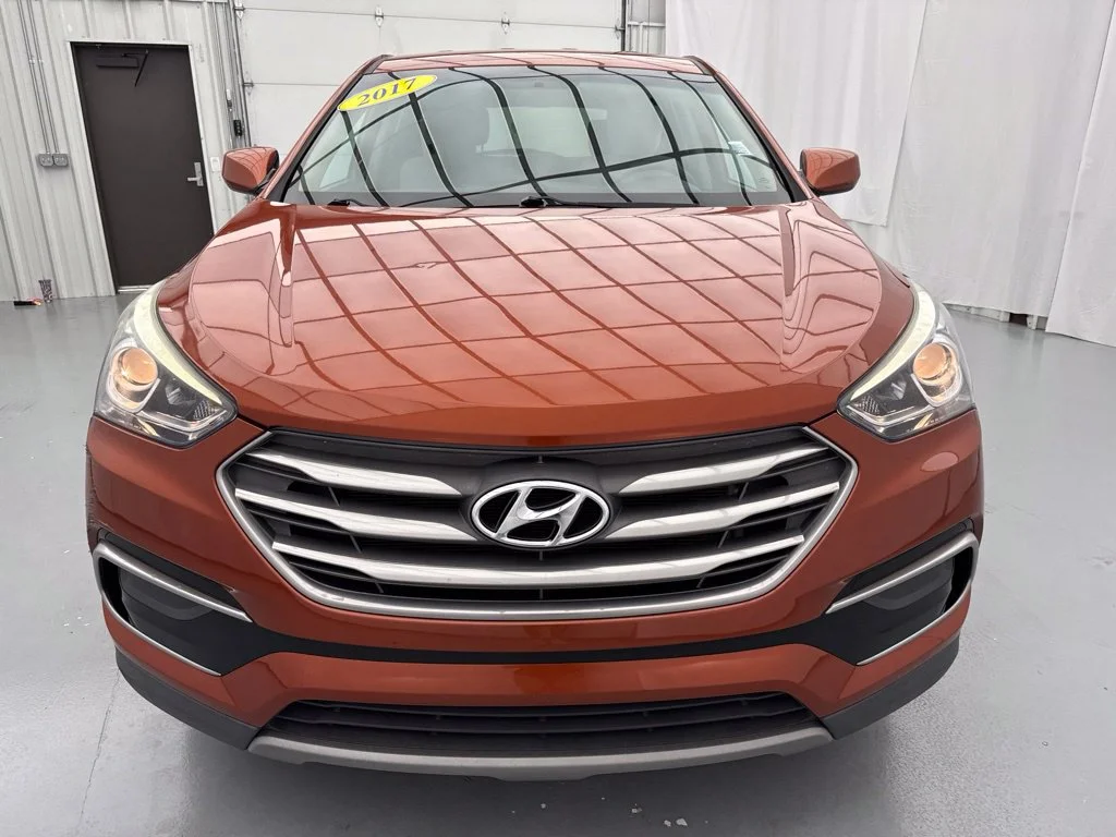 Used 2017 Brown Hyundai 2.4 Base image 2
