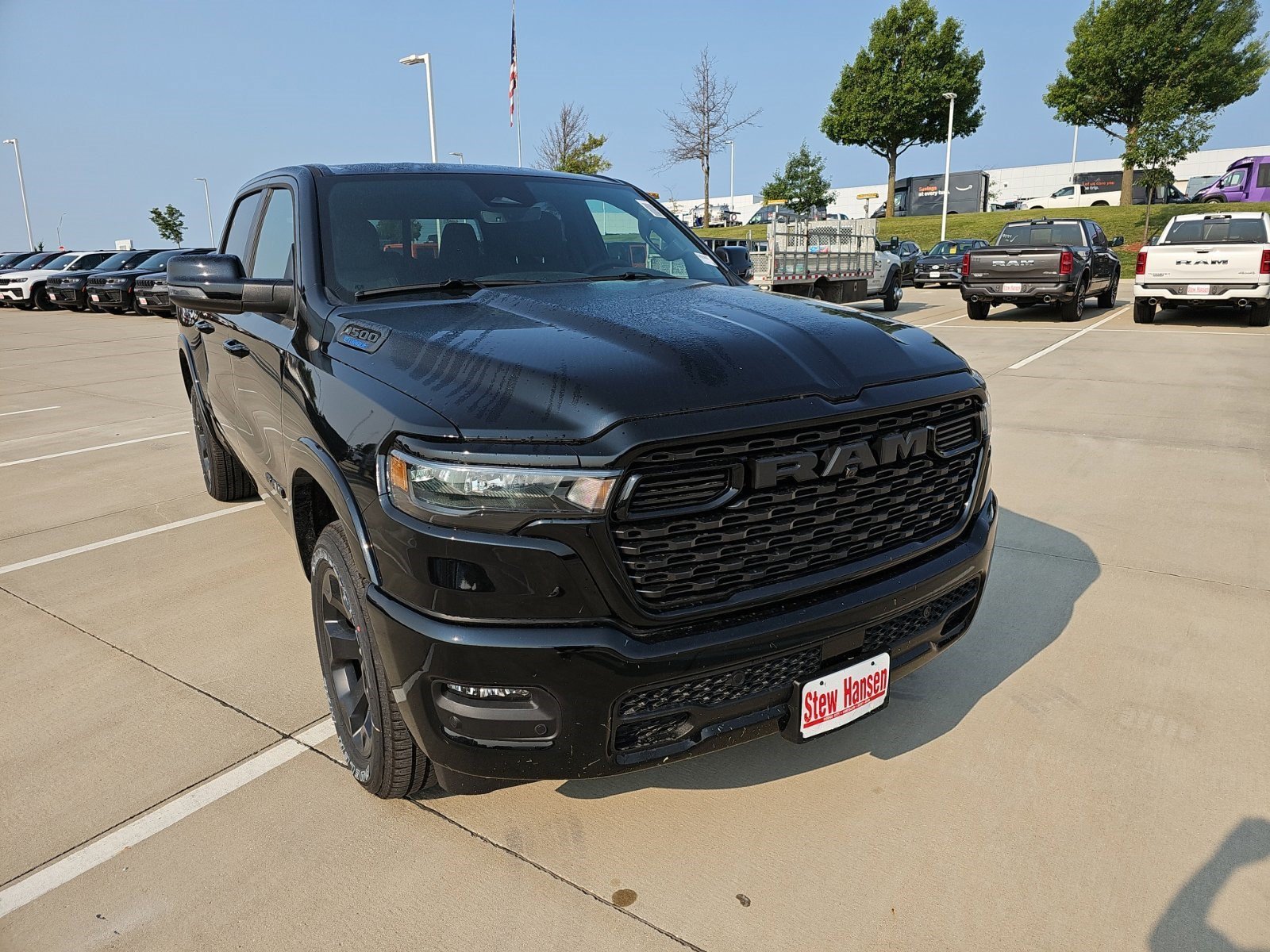 New 2026 Diamond Black Crystal Pearlcoat Ram Big Horn image 7