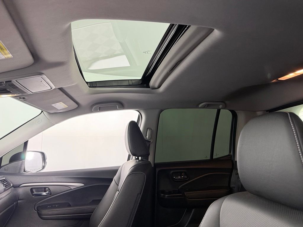 Used 2025 Gray Honda RTL image 22
